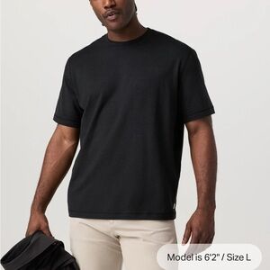 Vuori Men's ponto t-shirt Black T-Shirt large new without tags heather black.
